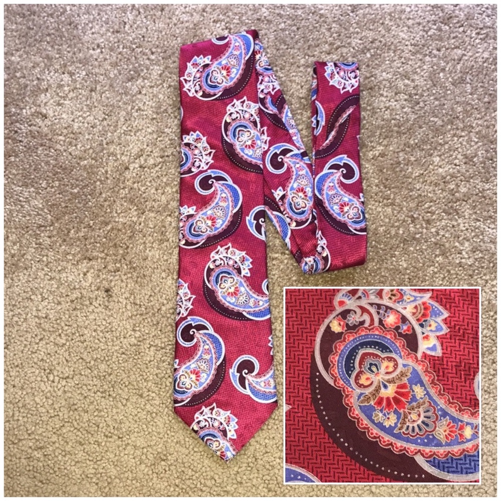 Geoffrey Beene Paisley SILK TIE